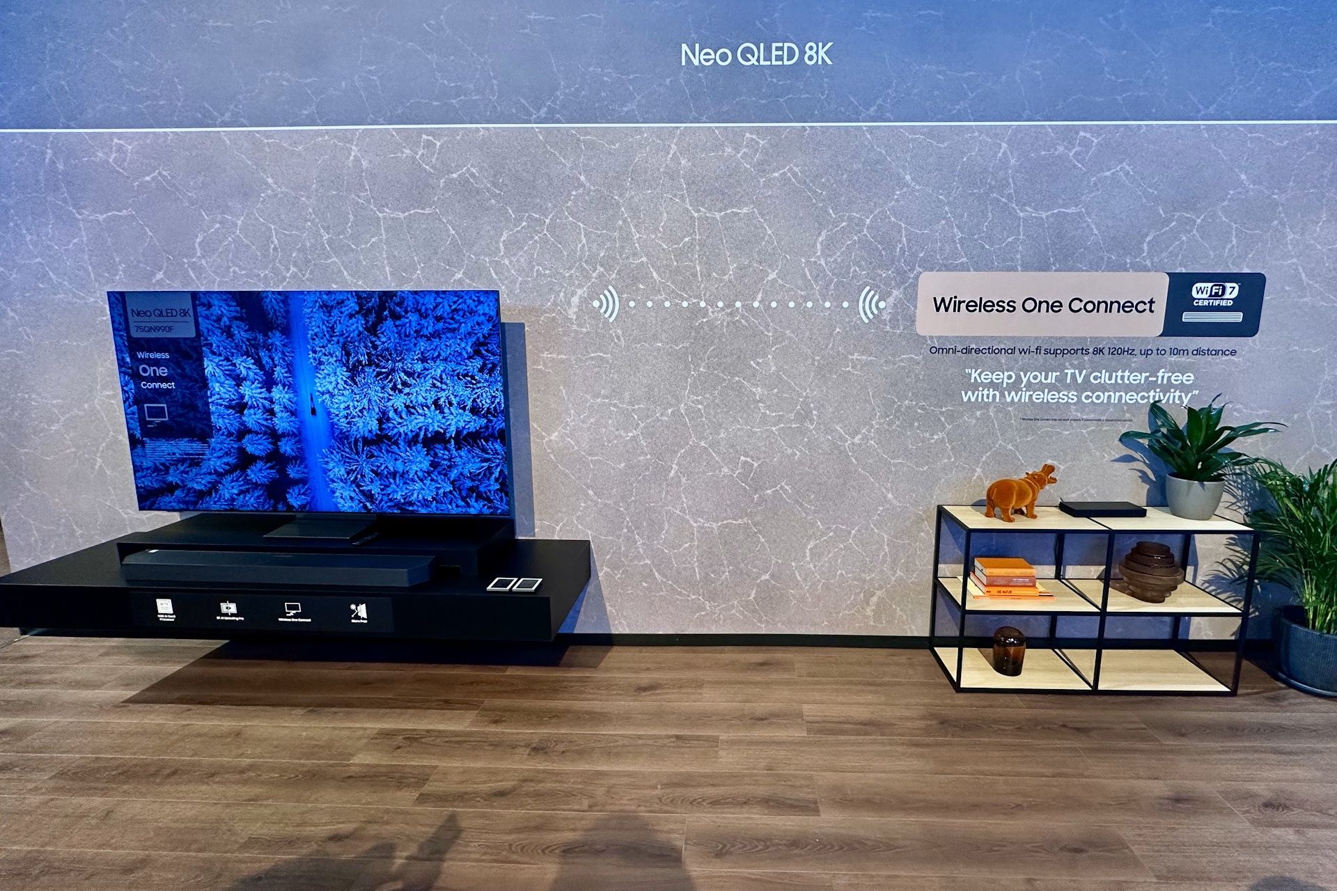 World of Samsung 2025 - Neo QLED 8K QN990F AI TV