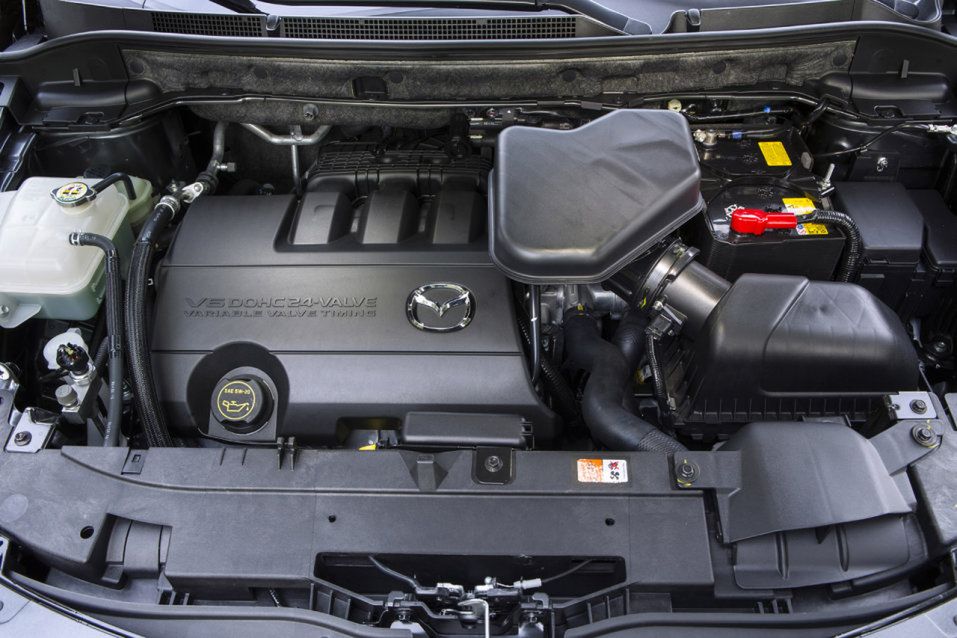 Odświeżona Mazda CX-9 na oficjalnych zdjęciach [galeria] 36