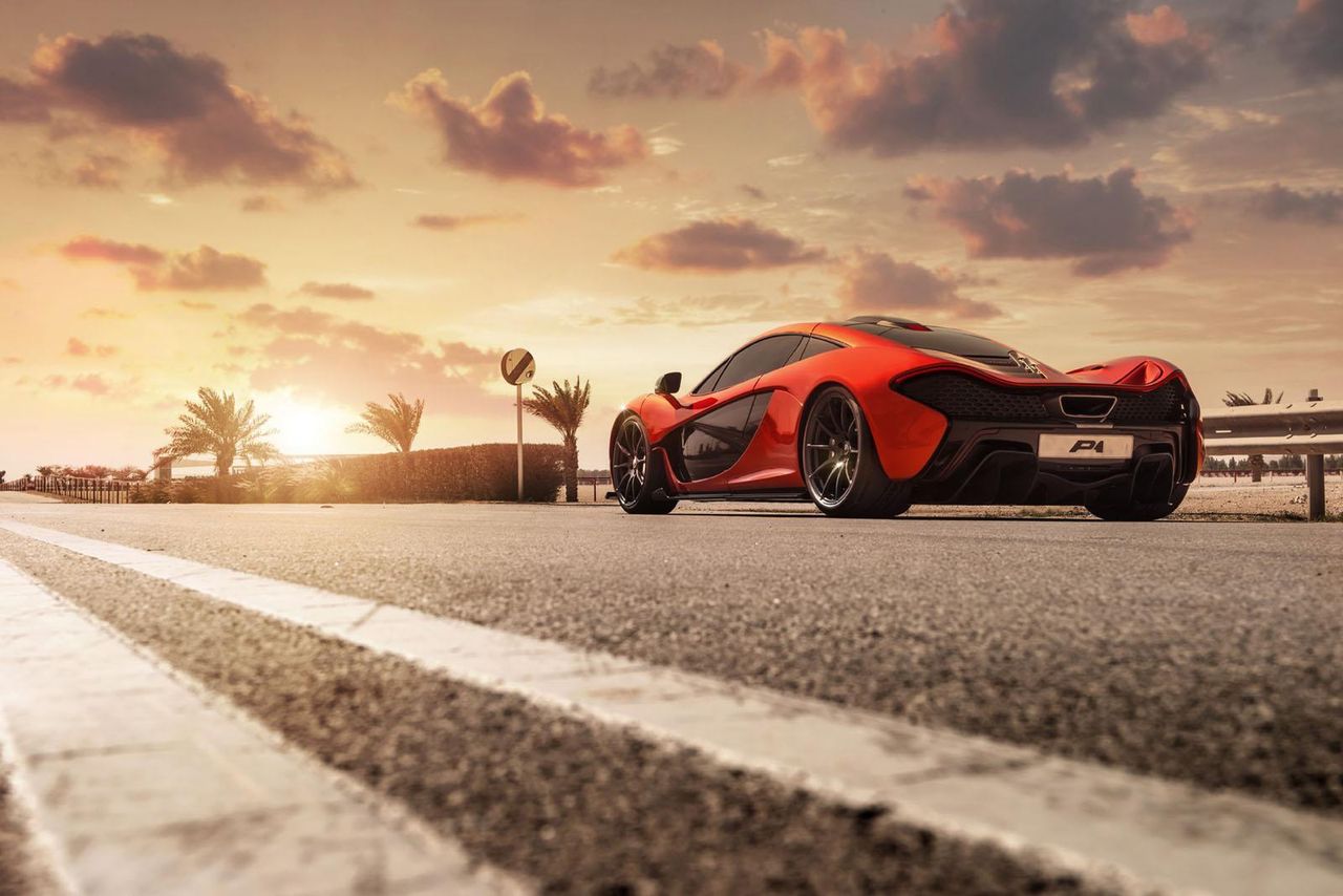 McLaren P1