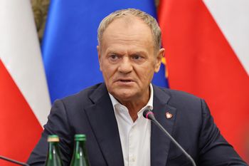 "Odebrałem meldunek". Tusk zabrał głos ws. szkół