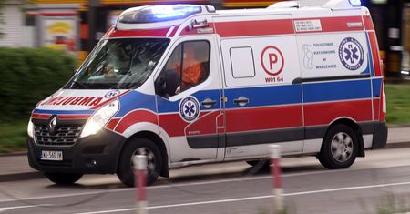 Warszawa. Kobieta urodziła dziecko w korku na Wisłostradzie