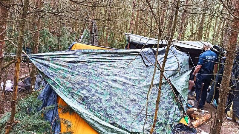 Biała Podlaska. 500 porcji dilerskich amfetaminy w namiocie