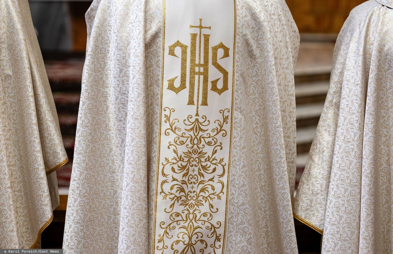 Skąd Kościół ma pieniądze? Ksiądz szczegółowo wylicza