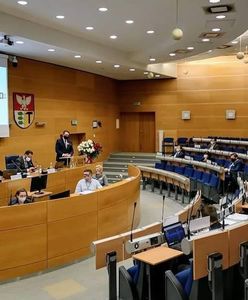 Śląskie. Dąbrowa Górnicza ma budżet. Najwięcej na oświatę, prawie 150 milionów na inwestycje