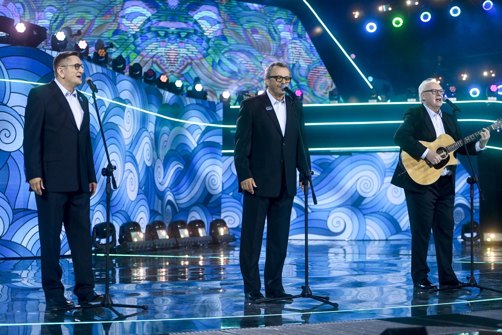 Kabaret OT.TO zakpił z Donalda Tuska w stacji wPolsce24