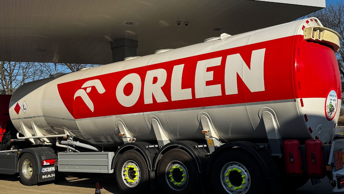 Cysterna Orlenu (zdj. podgl.).