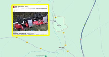 Wóz strażacki dachował. Trzech strażaków w szpitalu