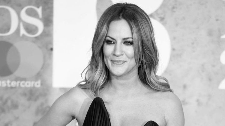 Nowe fakty w sprawie śmierci Caroline Flack. Gwiazda telewizji zostawiła list