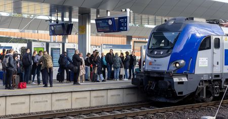 Wielkie zmiany w rozkładzie jazdy. Nowe trasy, pociągi co godzinę