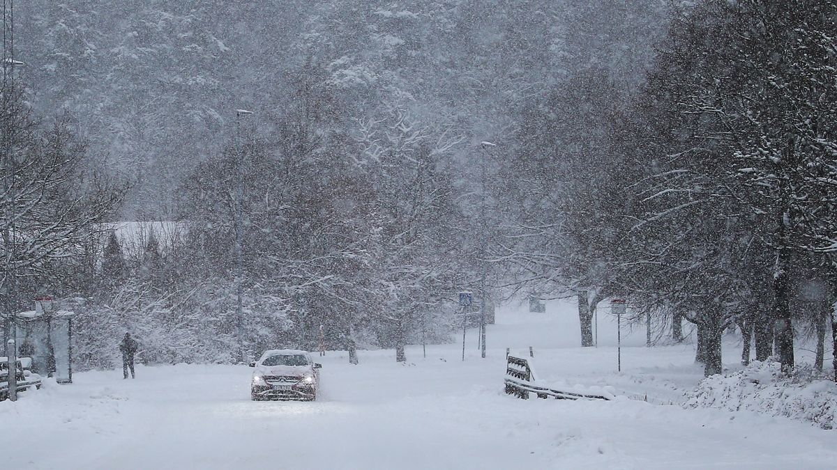 Atak zimy w Szwecji — zdjęcie ilustracyjne