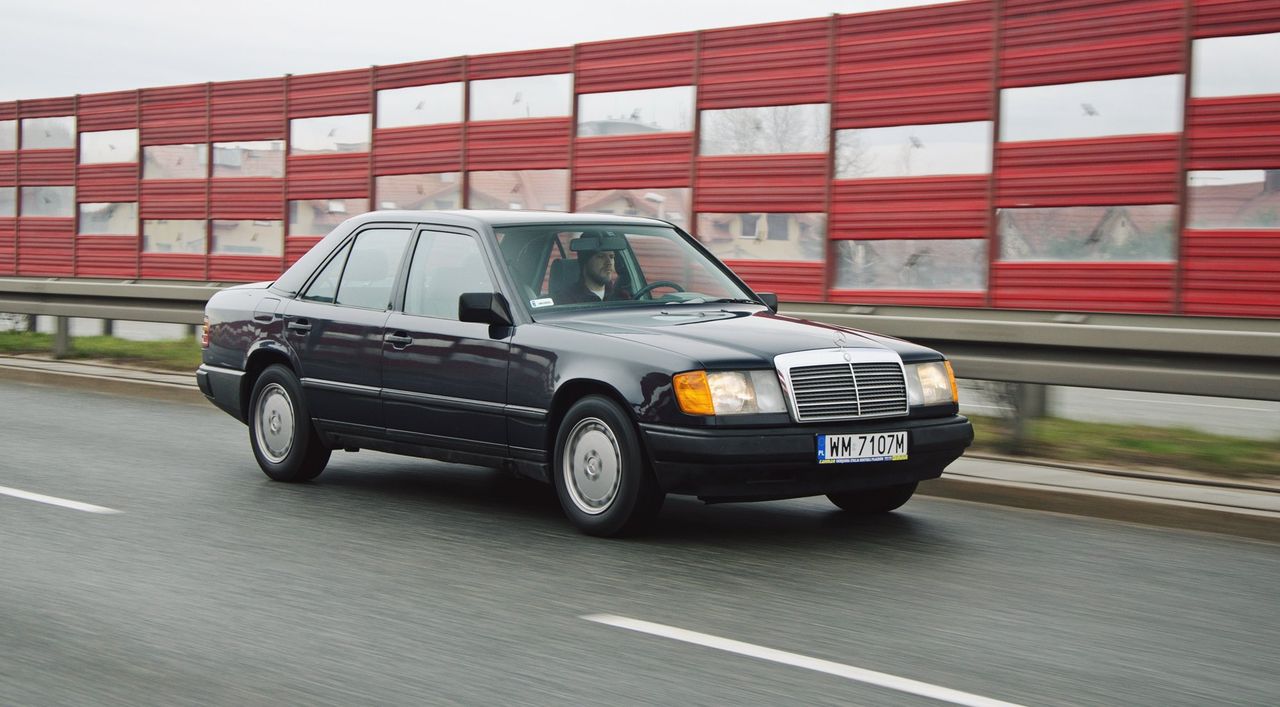 Na liście znalazł się też Mercedes W124.