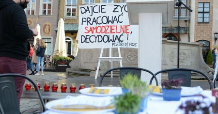 Koronawirus znowu zaatakuje. "Lockdown". Wróciło znienawidzone słowo