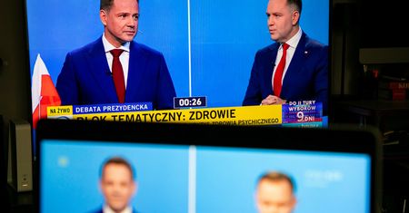 "Nie będę wychodził z inicjatywami". Nawrocki jasno o in vitro