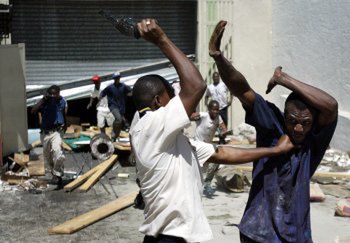 Na Haiti rebelianci weszli do stolicy