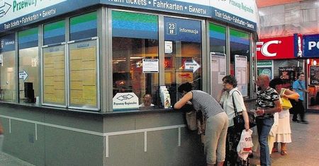 Kolej: Rozkład jazdy PKP w internecie nieaktualny
