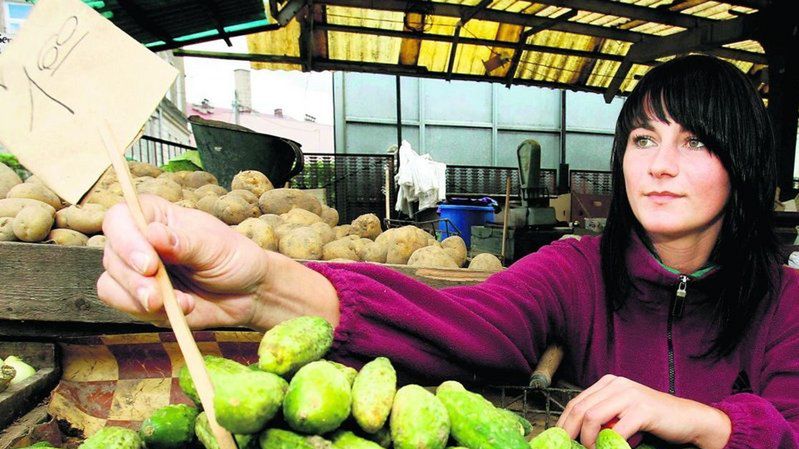 Bazary jednodniowe są czystsze i bezpieczniejsze od stałych, wielkich targowisk