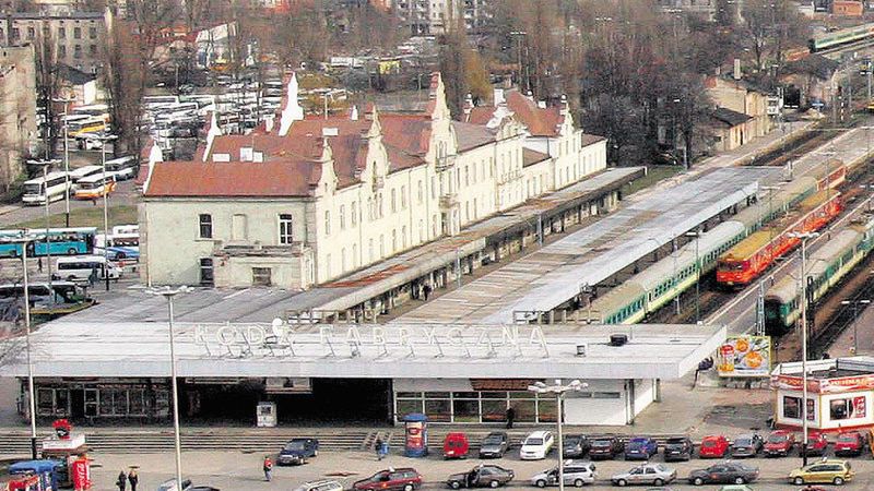 Z Dworca Fabrycznego pociągi znikną od 16 października. Rozbiórka budynku rozpocznie się wiosną 2012 roku
