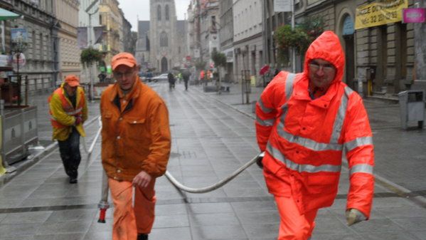 Deptak jest myty tylko kilka razy w roku