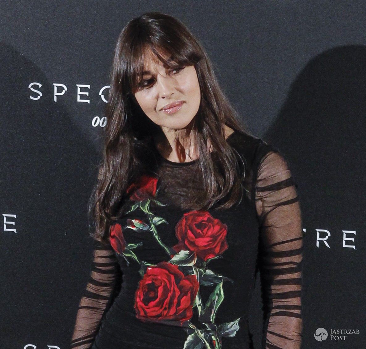 Monica Bellucci w sukni Dolce&Gabbana na premierze "Spectre" w Madrycie (fot. ONS)