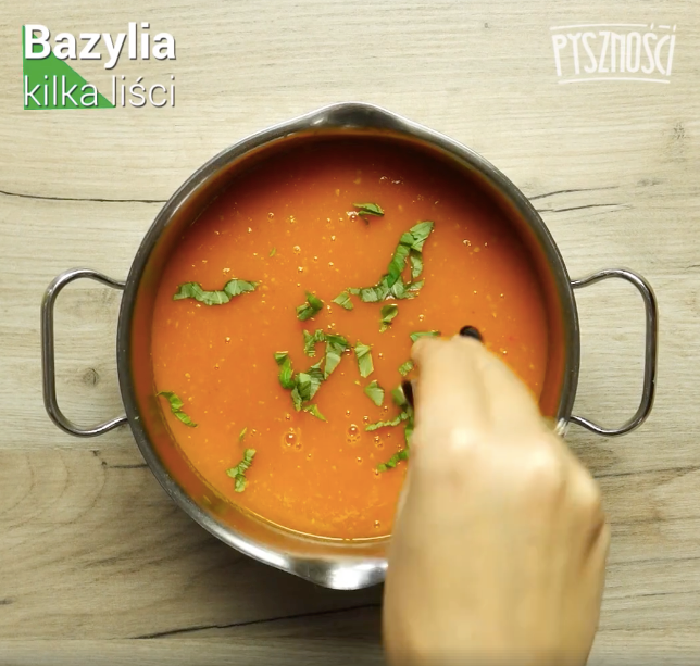 Zupa pomidorowa - Pyszności
