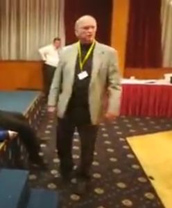 Wyciekły filmy z wieczoru wyborczego Zemana. Pijaństwo i bójka z dziennikarzami