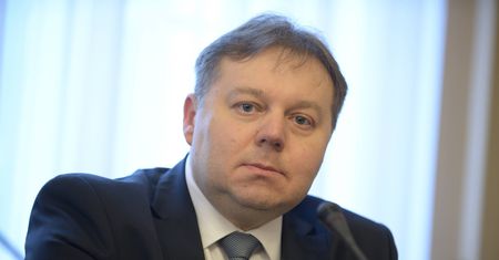 Został nowym sędzią TK. Recenzenci zarzucają mu "nierzetelną analizę" i "liczne błędy"
