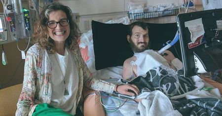Dowiedział się, że jest poważnie chory, a potem się oświadczył. 6 lat później wspólnie walczą o każdy oddech