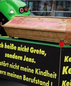 Berlin zablokowany traktorami. Rolnicy: miarka się przebrała