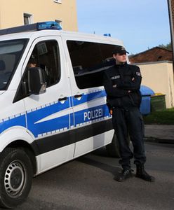Skradziono ciężarówkę ze zwłokami 12 osób