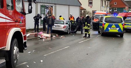 Niemcy. Samochód wjechał w tłum na paradzie w Volkmarsen. Są ranni