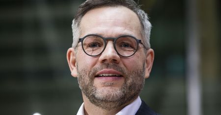 Niemiecki polityk: Polska nie zmierza ku rządom autorytarnym