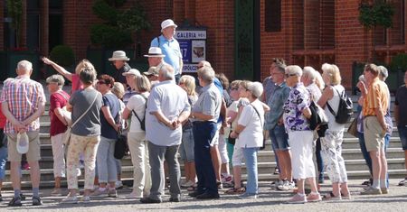 Niemcy w Kołobrzegu, czyli wesołe jest życie staruszka