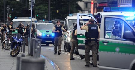 Niemcom zagraża nowa grupa terrorystów: dzieci i kobiety