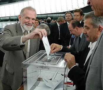 Wynik Geremka w głosowaniu w PE: nie sukces, ale i nie porażka