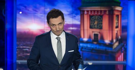 Krzysztof Ziemiec oburzył się na krytykę "Wiadomości". I wtedy zganił go ksiądz