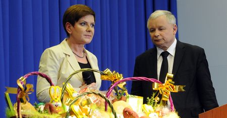 Ile kosztowały wielkanocne życzenia premier Szydło? Sporo