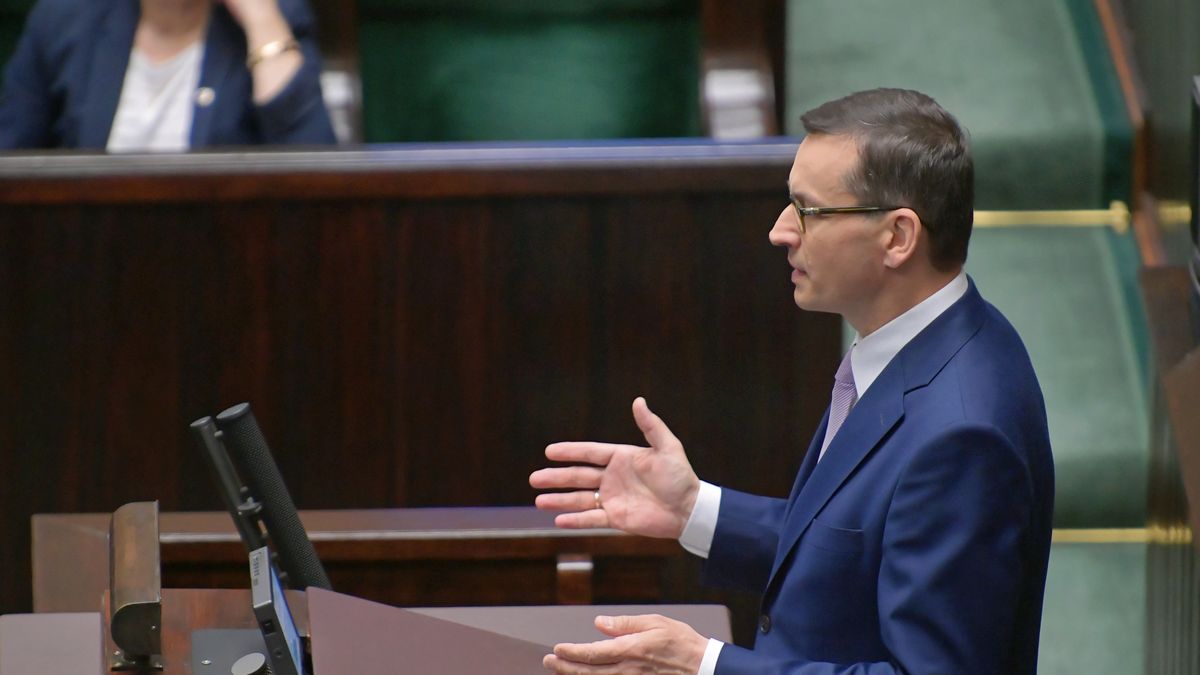 Mateusz Morawiecki pochwalił z mównicy sejmowej projekt zerowego PIT dla młodych do 26. roku życia