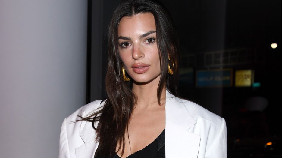 Emily Ratajkowski w bikini. Pokazała filmik z plaży