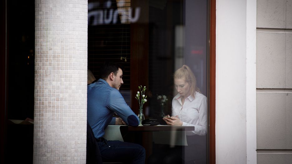Okazało się, że partner poznany w sieci okłamuje Beatę