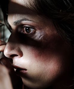 "Po telefonach o dzieciach wracam do domu na piechotę" - mówi pracowniczka "Niebieskiej Linii"