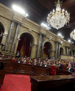 Katalonia zawiesza niepodległość. Premier chce rozmawiać z władzami Hiszpanii