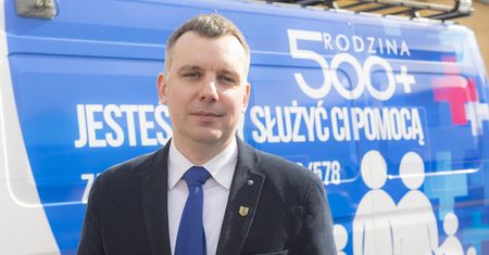 Wiceprezes Lotosu kandyduje do PE. Jeszcze niedawno Kaczyński byłby przeciwny