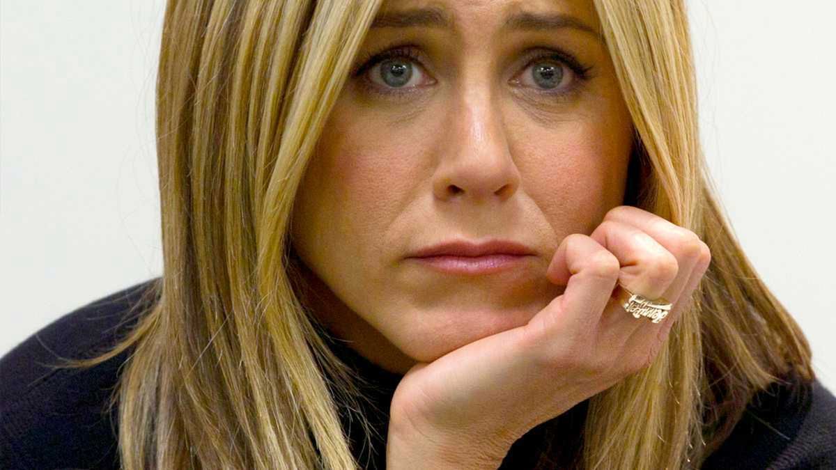 Jennifer Aniston - nie żyje Harry Morton