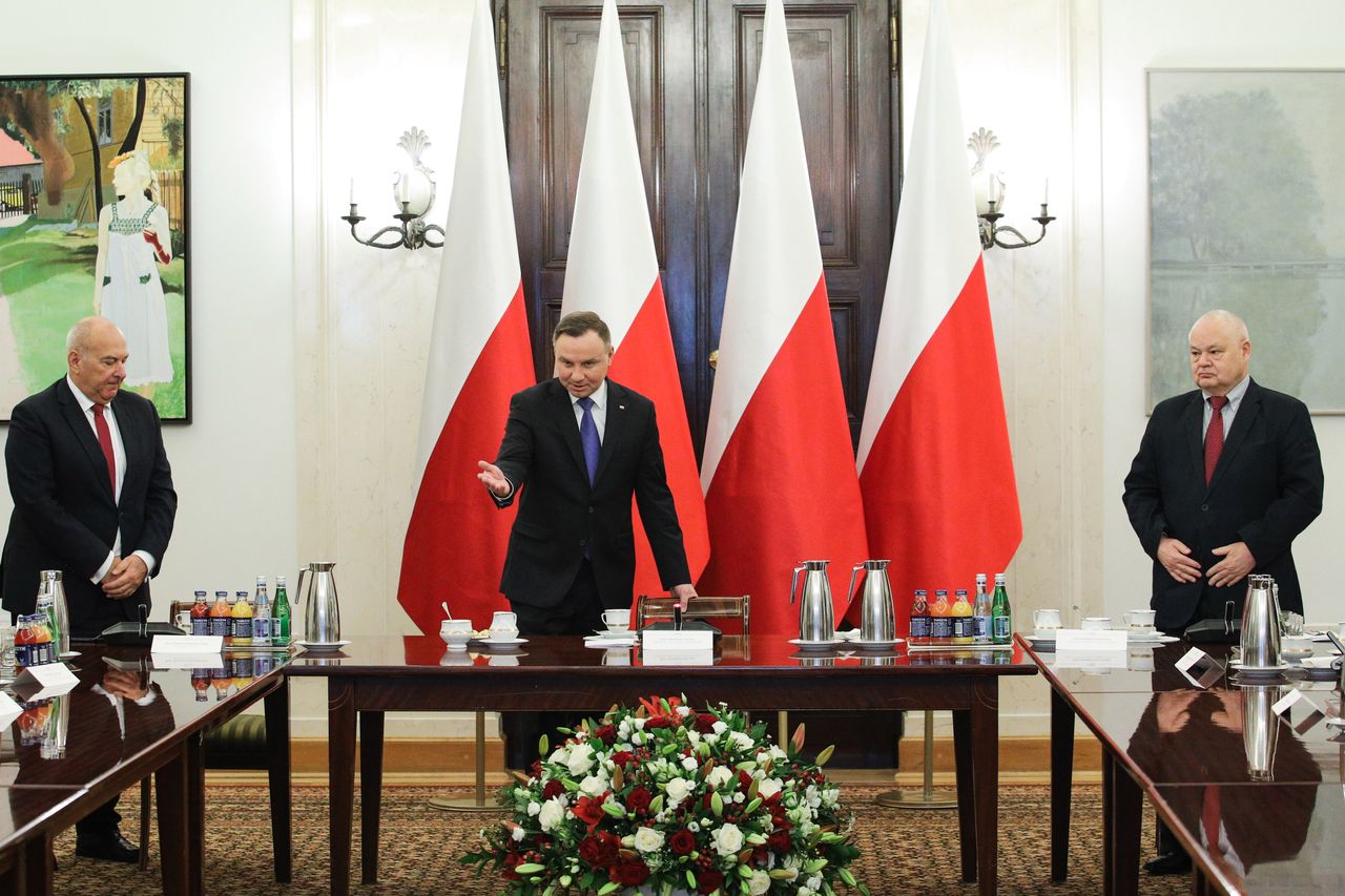 Koronawirus w Polsce. Prezydent chce pomóc zadłużonym. Spłaty kredytów będą mogły zostać zawieszone