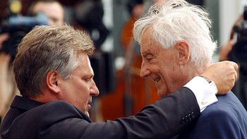 Prezydent odznacza Bronisława Trońskiego ps. Jastrząb