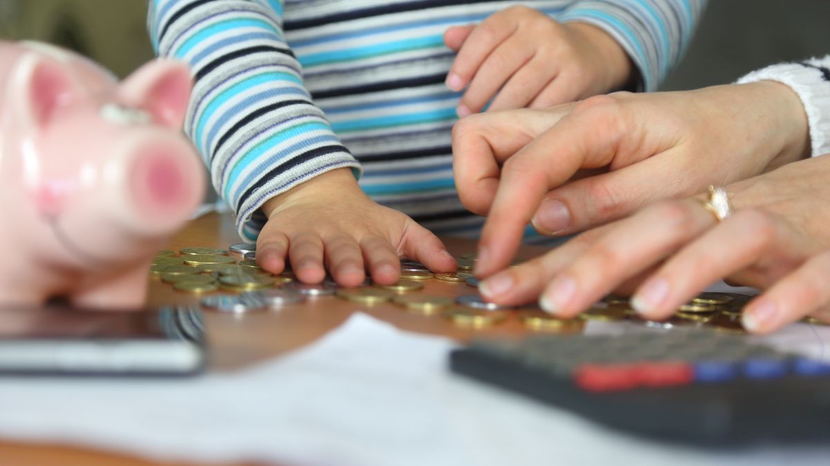  Zadłużenie alimenciarzy wynosi prawie 10,5 mld złotych.