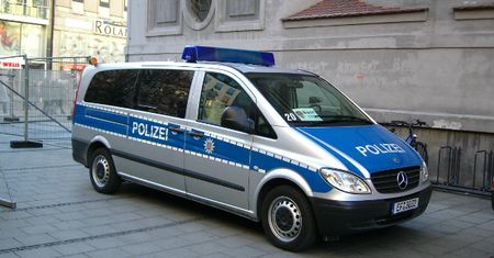Strzelanina w Niemczech. Jedna osoba nie żyje. Trwa pościg