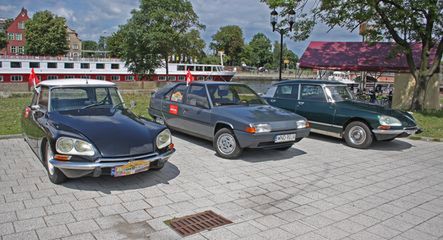 Zlot zabytkowych Citroenów