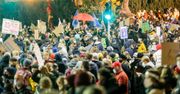 Córka legendy PiS-u na Strajku Kobiet. "Rodzina jest w tej kwestii podzielona"