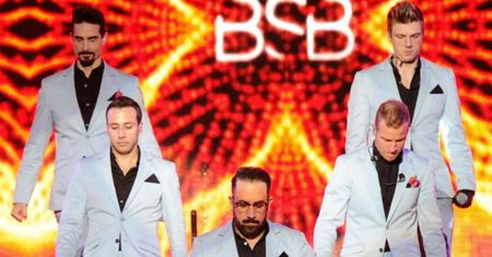 Tragedia na koncercie Backstreet Boys! Runął wielki fragment sceny na fanów! Są ranni!
